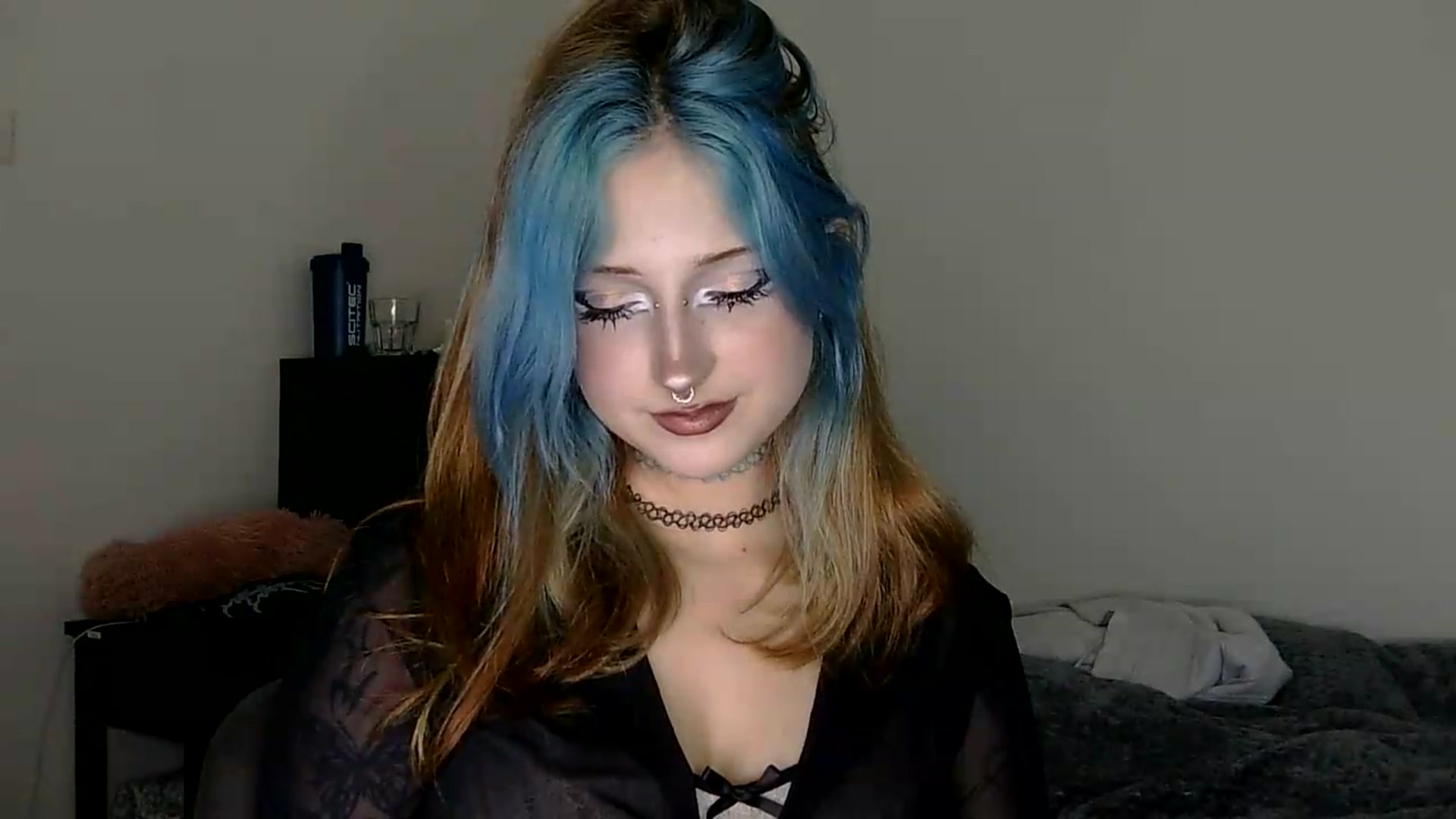 Gallery image thumbnail from VladaMoon's myfreecams stream on, 07/27/2026, 21:42 image 5 of 20