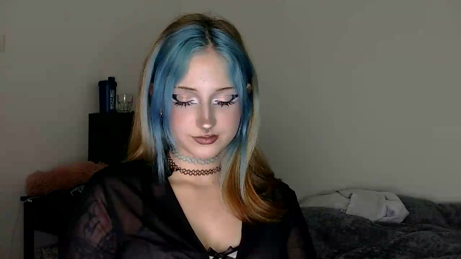 Gallery image thumbnail from VladaMoon's myfreecams stream on, 07/27/2026, 21:42 image 16 of 20