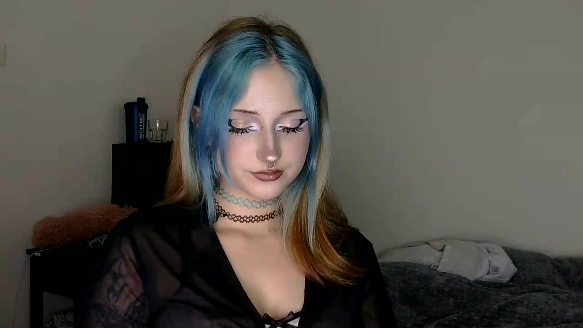 Gallery image thumbnail from VladaMoon's myfreecams stream on, 07/27/2026, 21:42 image 15 of 20