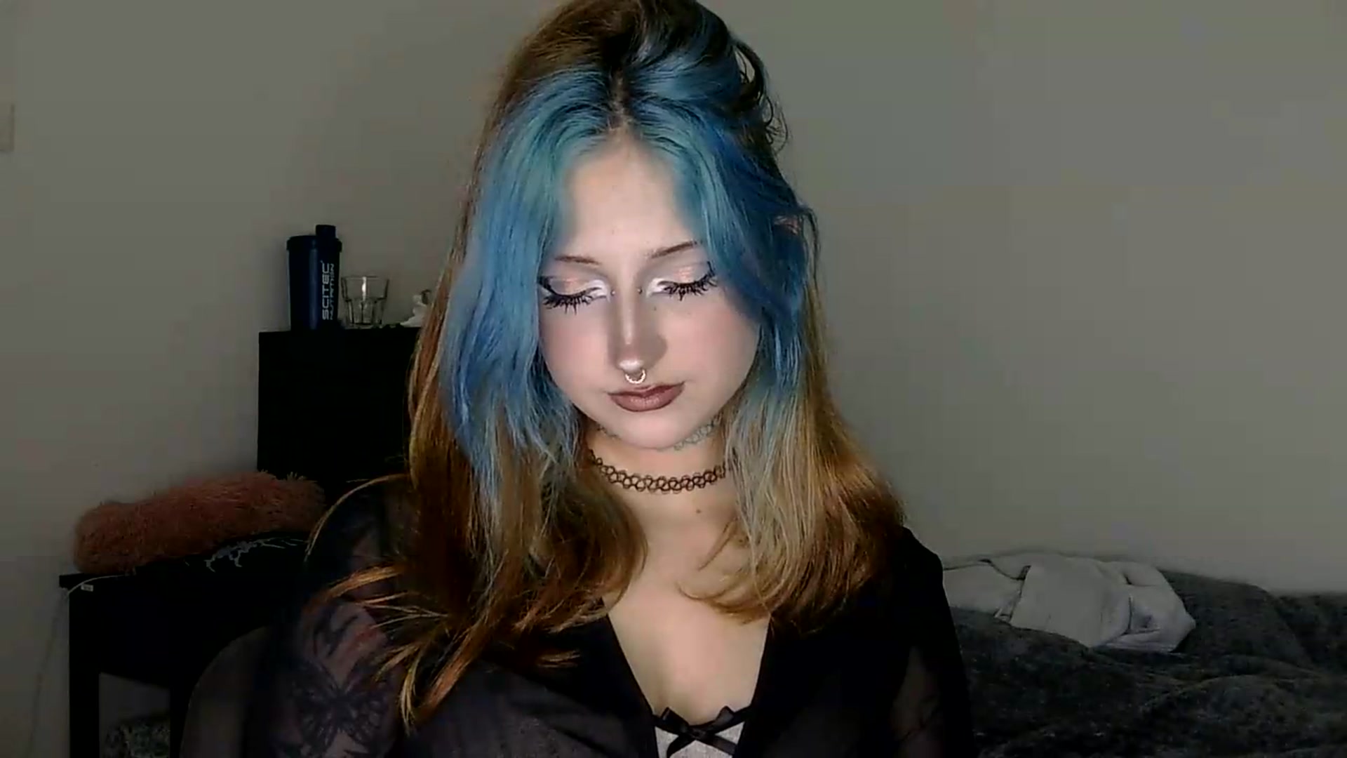 Gallery image thumbnail from VladaMoon's myfreecams stream on, 07/27/2026, 21:42 image 7 of 20