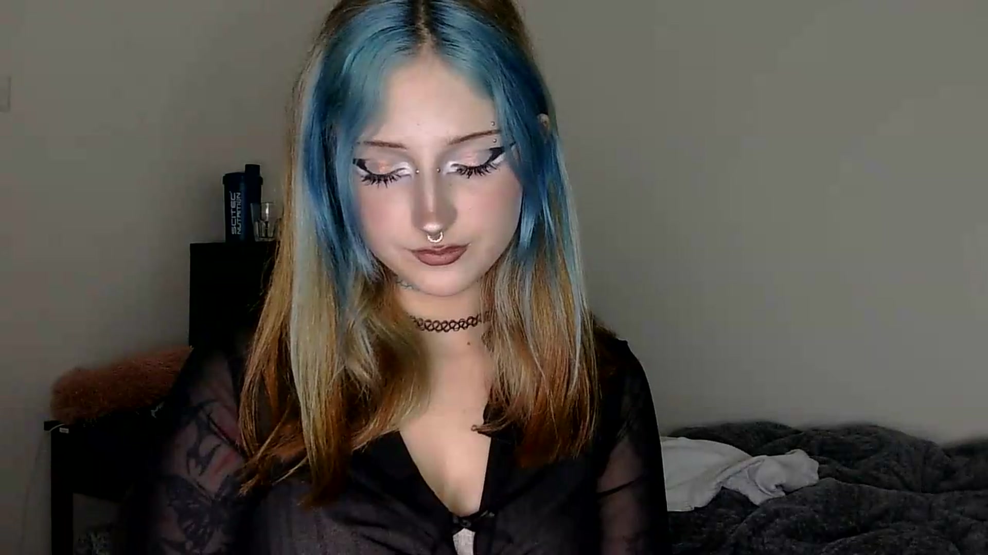 Gallery image thumbnail from VladaMoon's myfreecams stream on, 07/27/2026, 22:28 image 10 of 20
