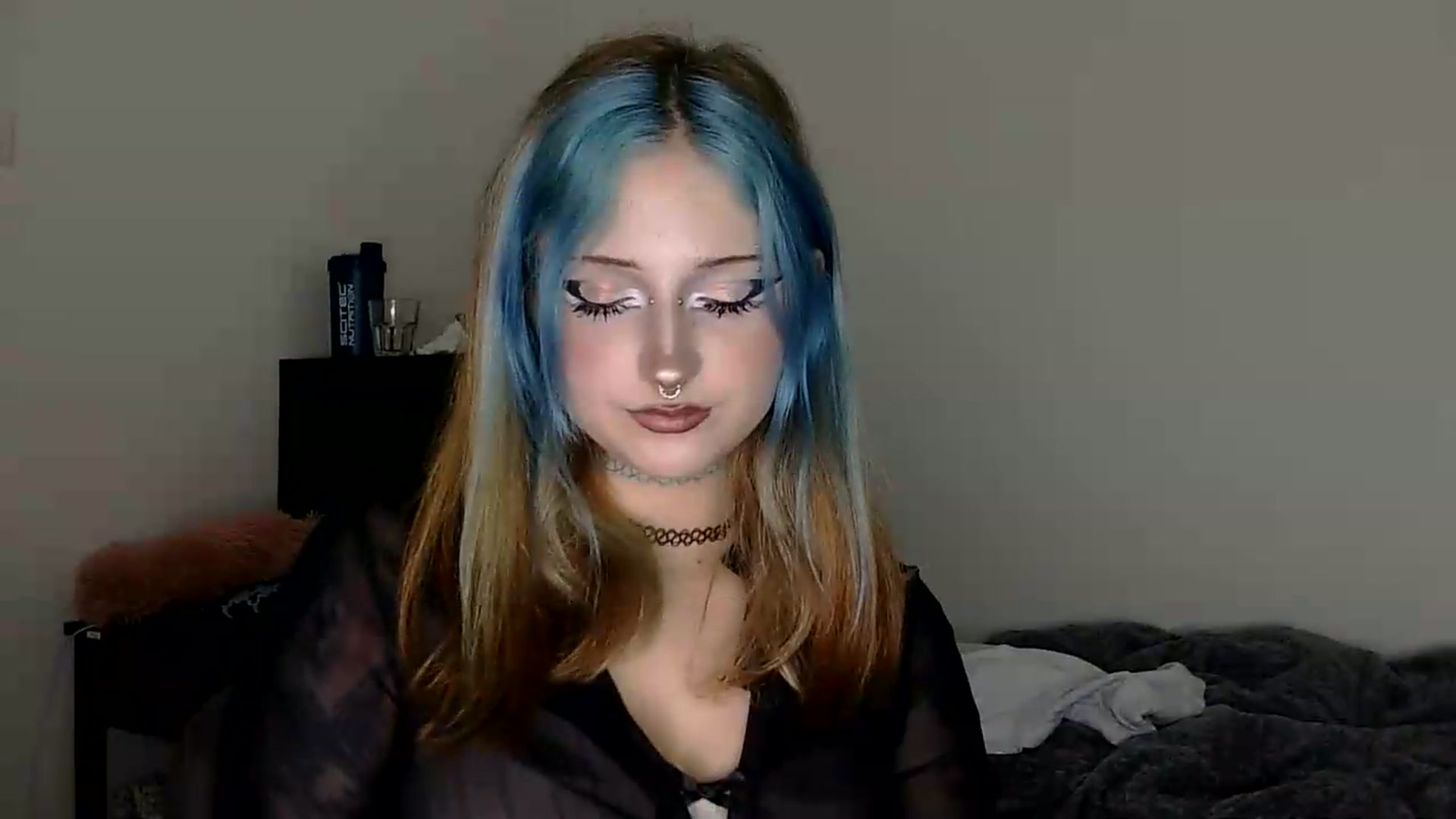 Gallery image thumbnail from VladaMoon's myfreecams stream on, 07/27/2026, 22:28 image 15 of 20