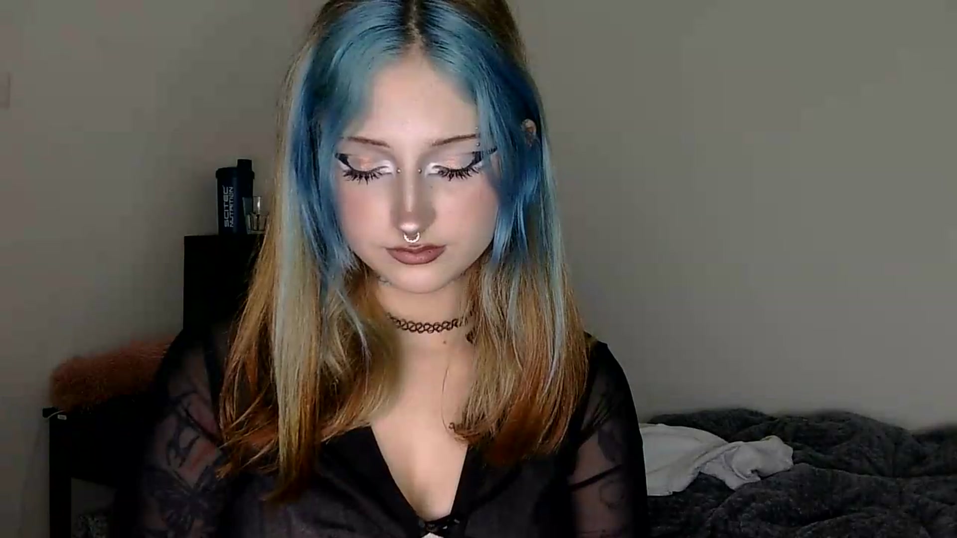 Gallery image thumbnail from VladaMoon's myfreecams stream on, 07/27/2026, 22:28 image 14 of 20