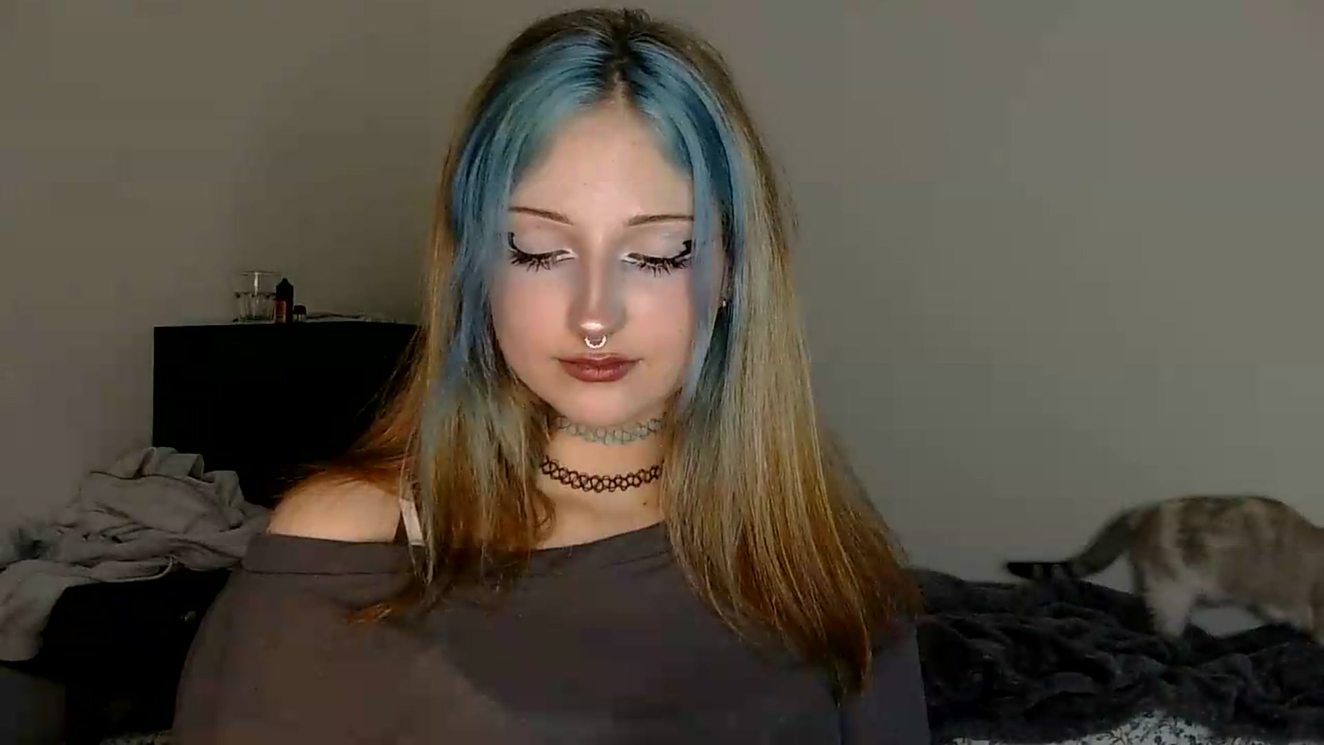 Gallery image thumbnail from VladaMoon's myfreecams stream on, 07/28/2026, 22:35 image 14 of 20