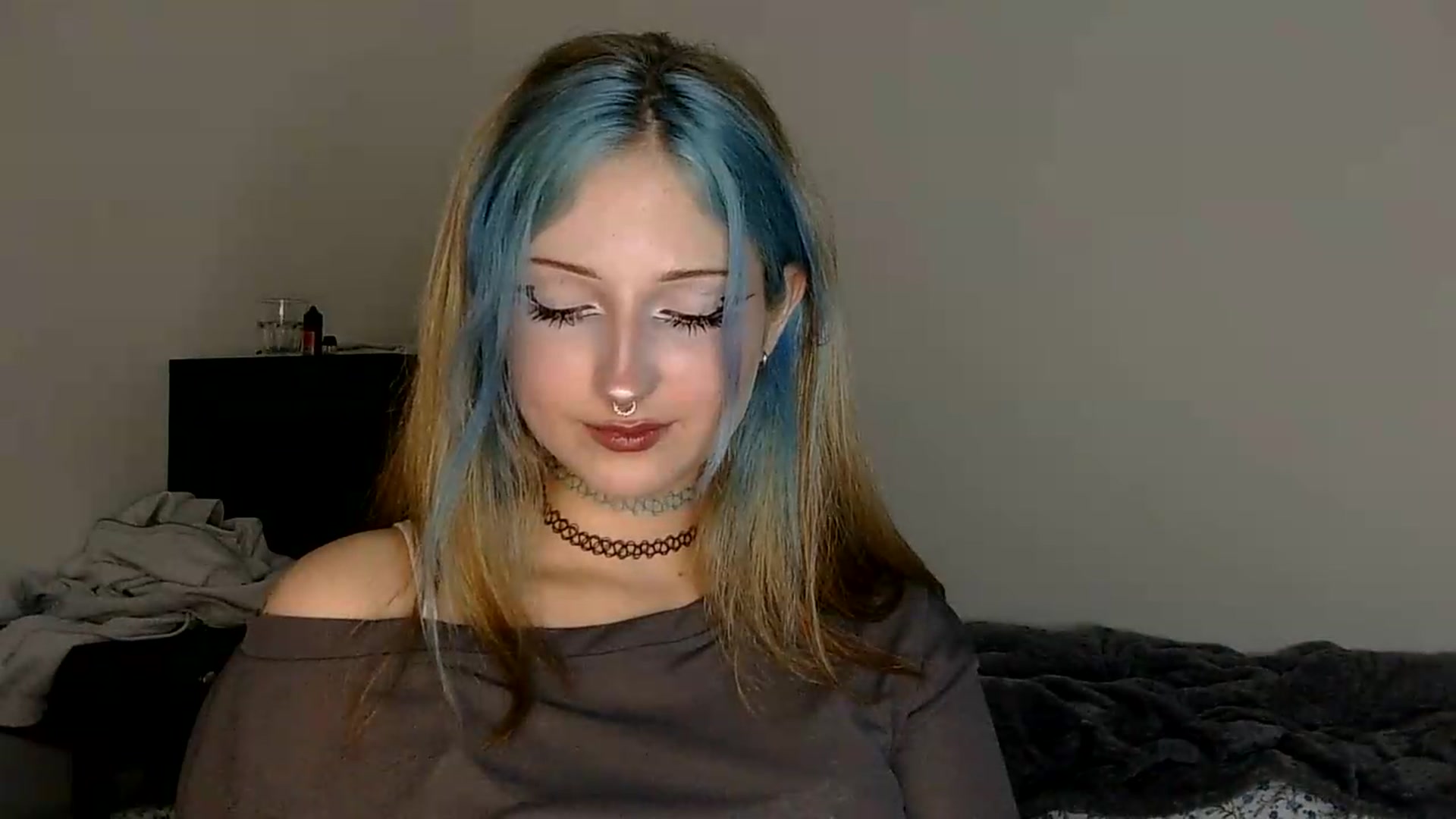 Gallery image thumbnail from VladaMoon's myfreecams stream on, 07/28/2026, 22:35 image 5 of 20