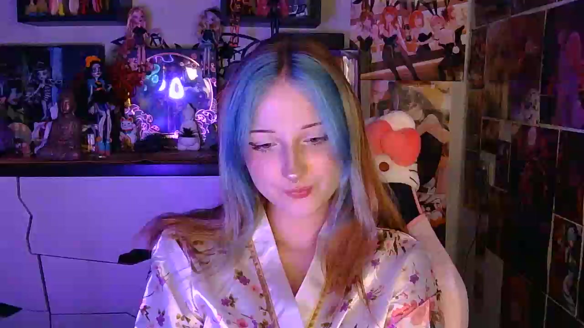 Gallery image thumbnail from VladaMoon's myfreecams stream on, 08/02/2026, 21:50 image 5 of 20