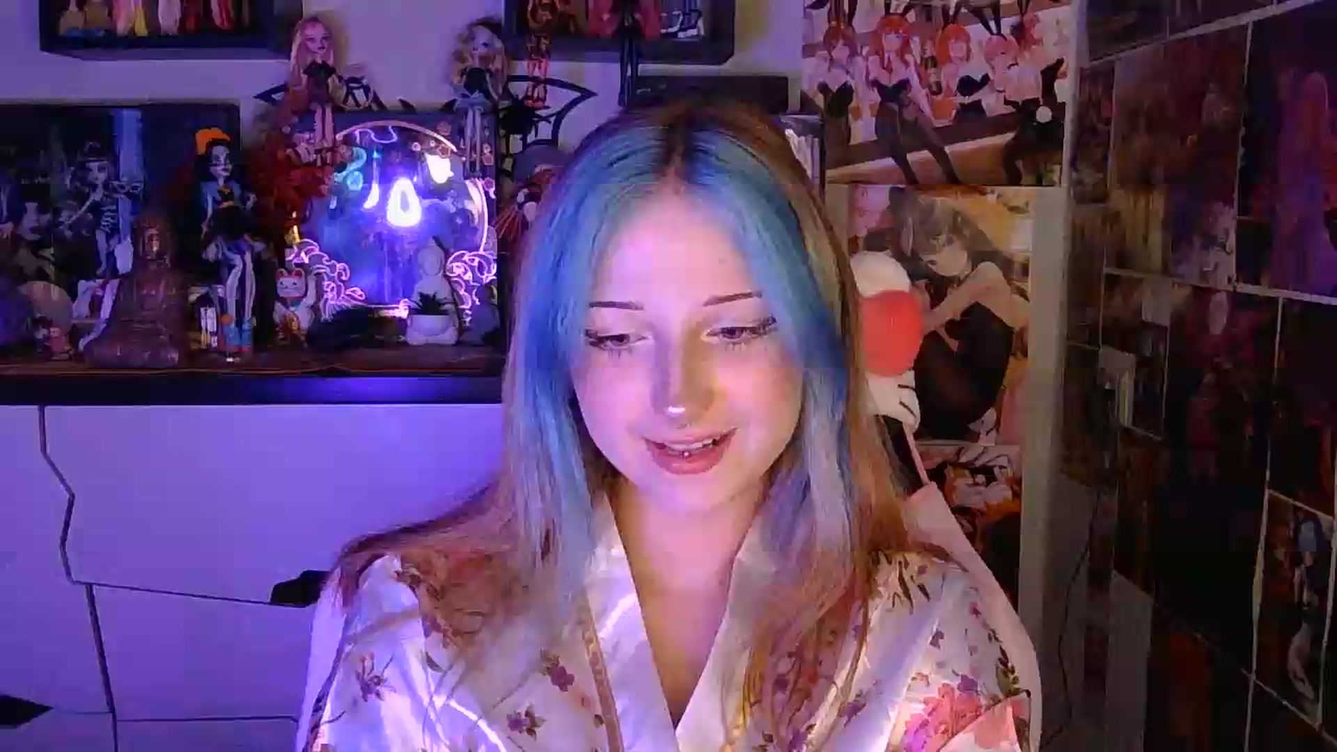 Gallery image thumbnail from VladaMoon's myfreecams stream on, 08/02/2026, 21:50 image 6 of 20
