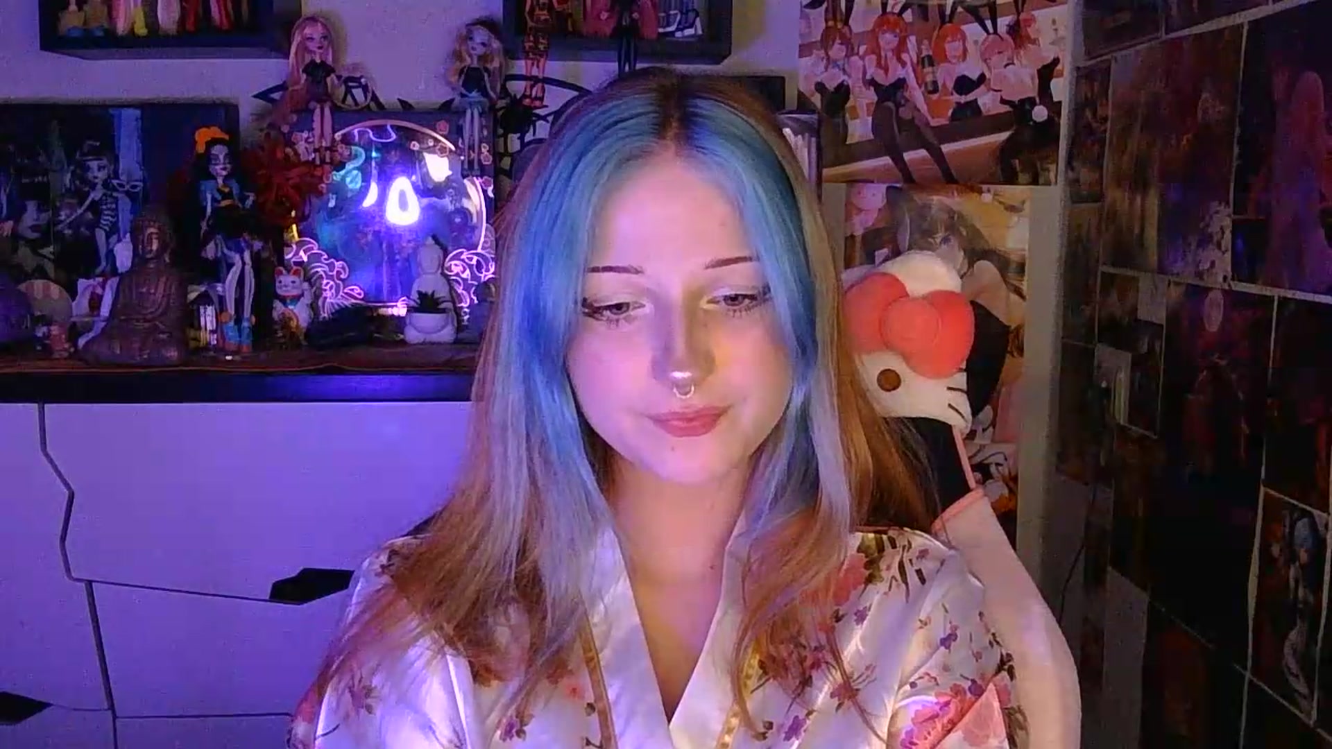 Gallery image thumbnail from VladaMoon's myfreecams stream on, 08/02/2026, 21:50 image 4 of 20