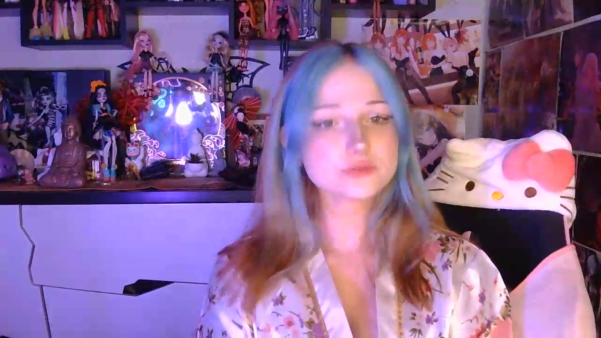 Gallery image thumbnail from VladaMoon's myfreecams stream on, 08/02/2026, 21:50 image 16 of 20