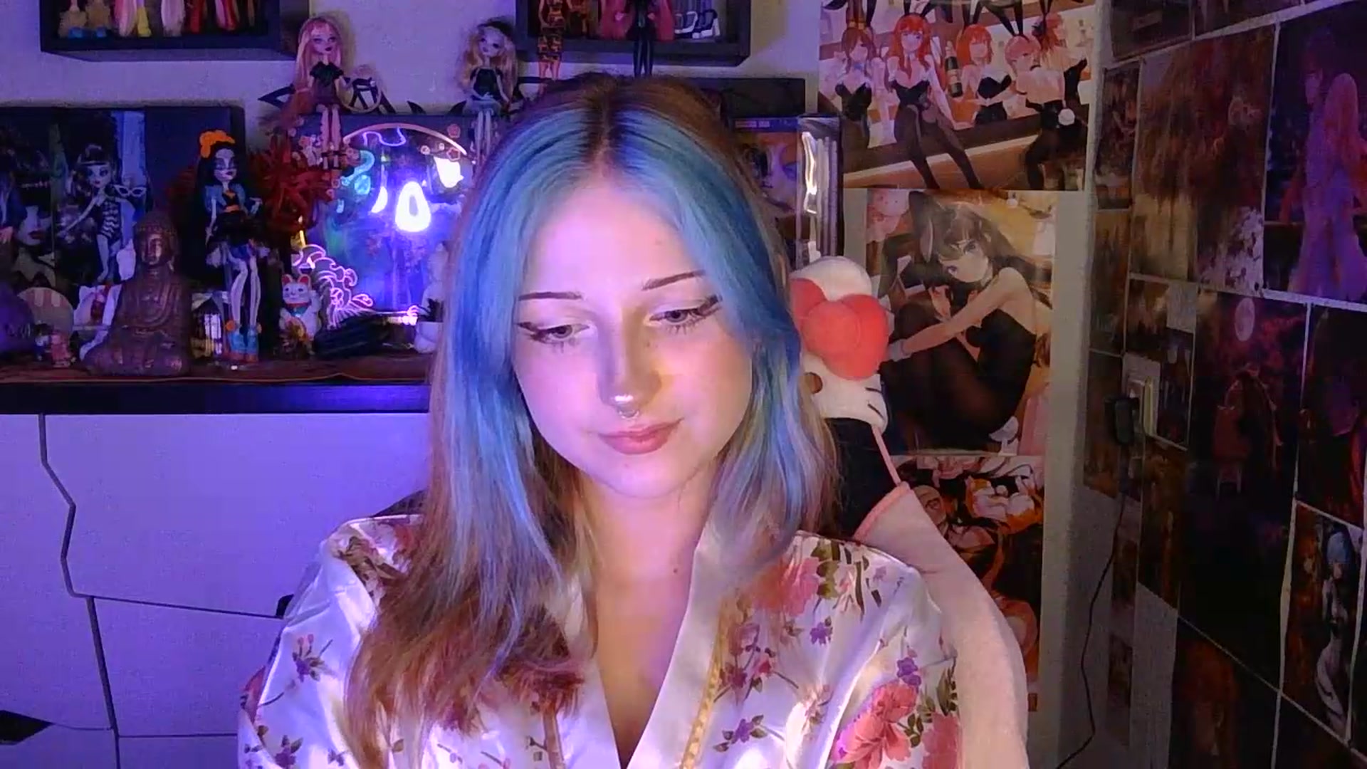 Gallery image thumbnail from VladaMoon's myfreecams stream on, 08/02/2026, 21:50 image 8 of 20