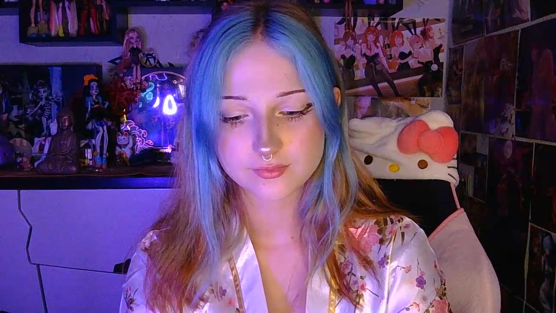 Gallery image thumbnail from VladaMoon's myfreecams stream on, 08/02/2026, 21:50 image 14 of 20