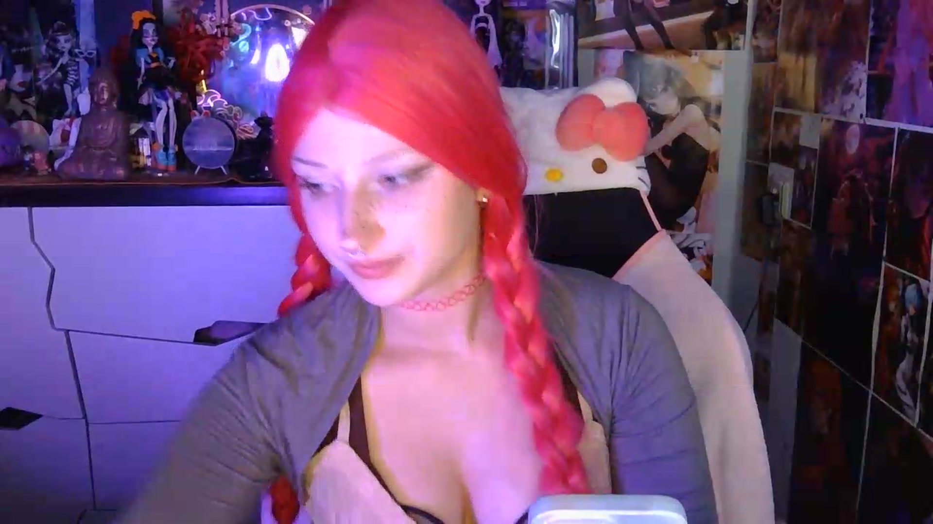 Gallery image thumbnail from VladaMoon's myfreecams stream on, 08/03/2026, 21:41 image 17 of 20
