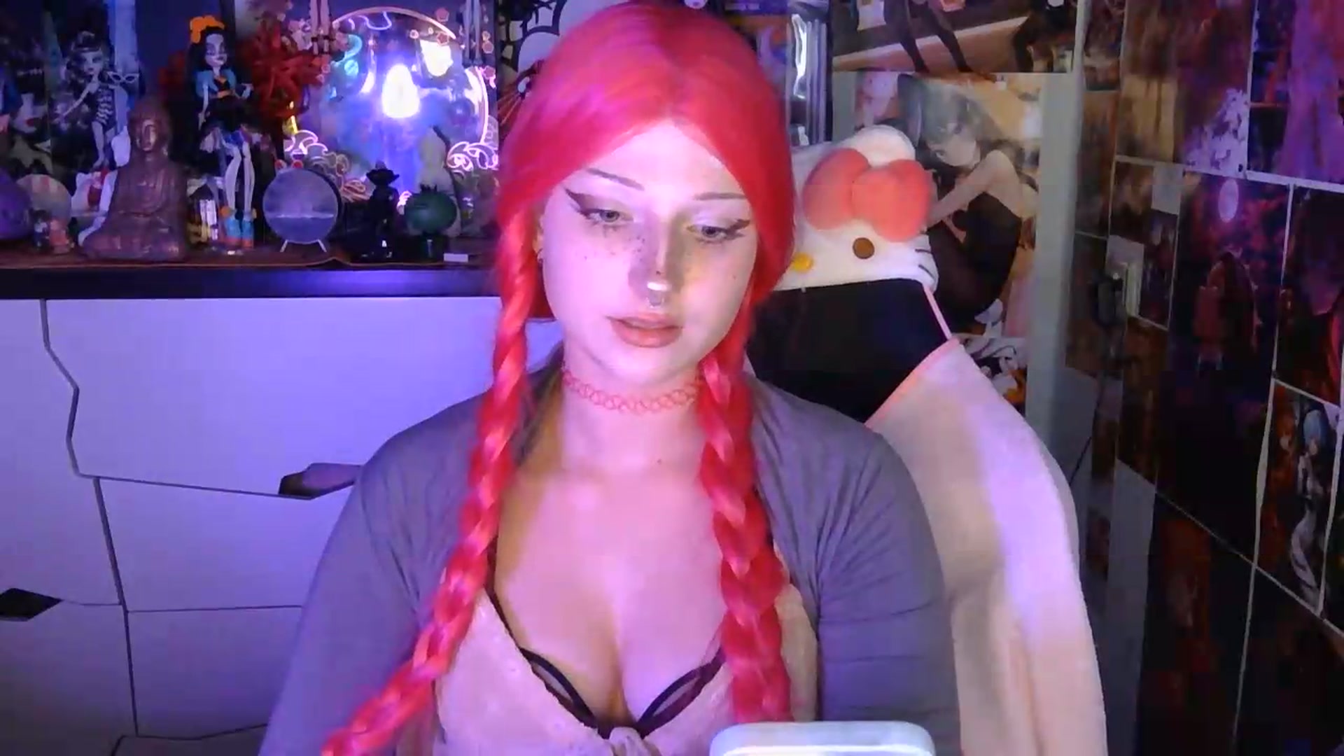 Gallery image thumbnail from VladaMoon's myfreecams stream on, 08/03/2026, 21:41 image 15 of 20