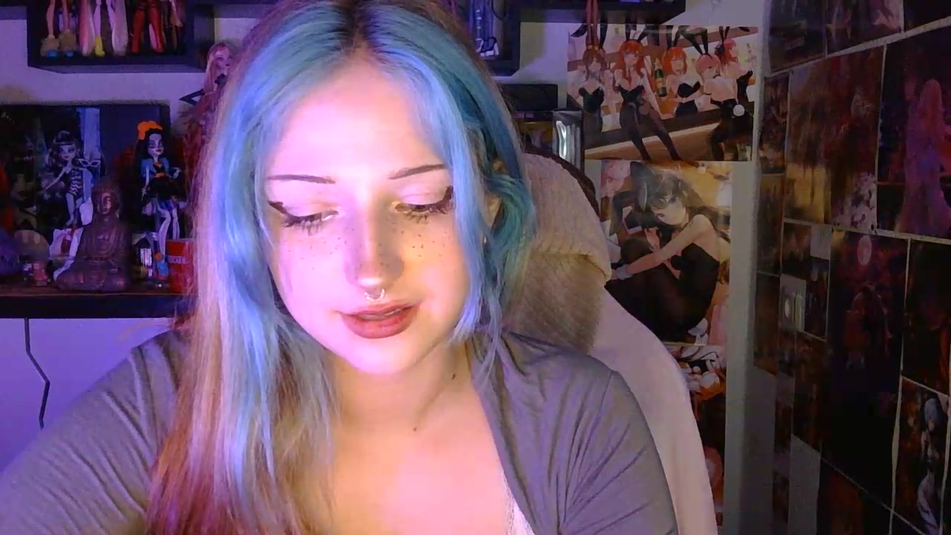 Gallery image thumbnail from VladaMoon's myfreecams stream on, 08/04/2026, 21:37 image 19 of 20