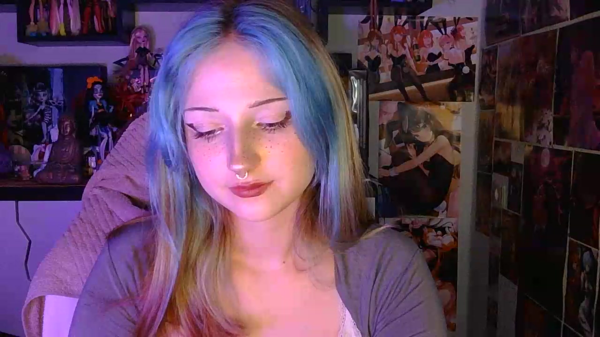 Gallery image thumbnail from VladaMoon's myfreecams stream on, 08/04/2026, 21:37 image 13 of 20