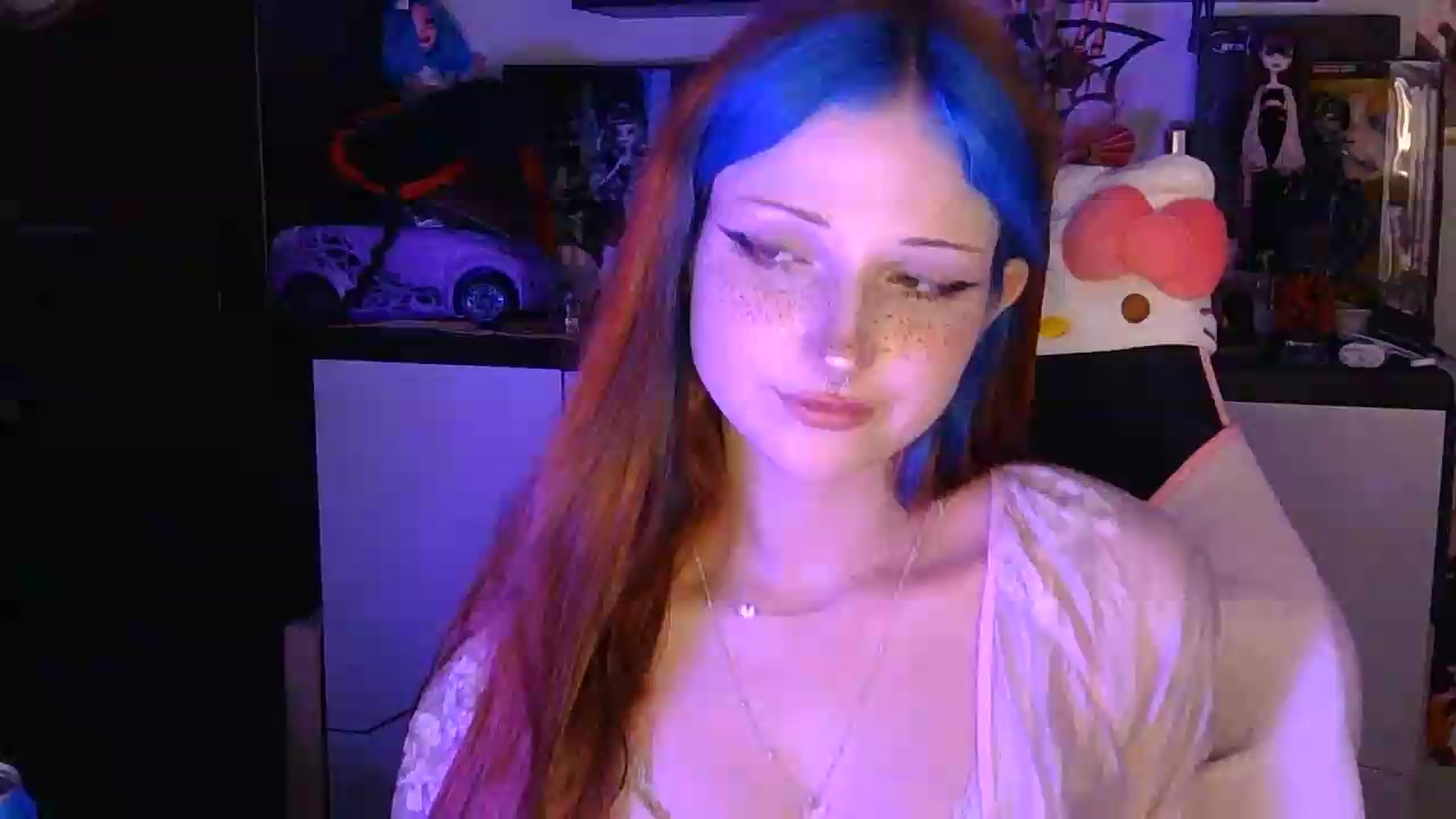 Gallery image thumbnail from VladaMoon's myfreecams stream on, 08/06/2026, 23:06 image 5 of 20
