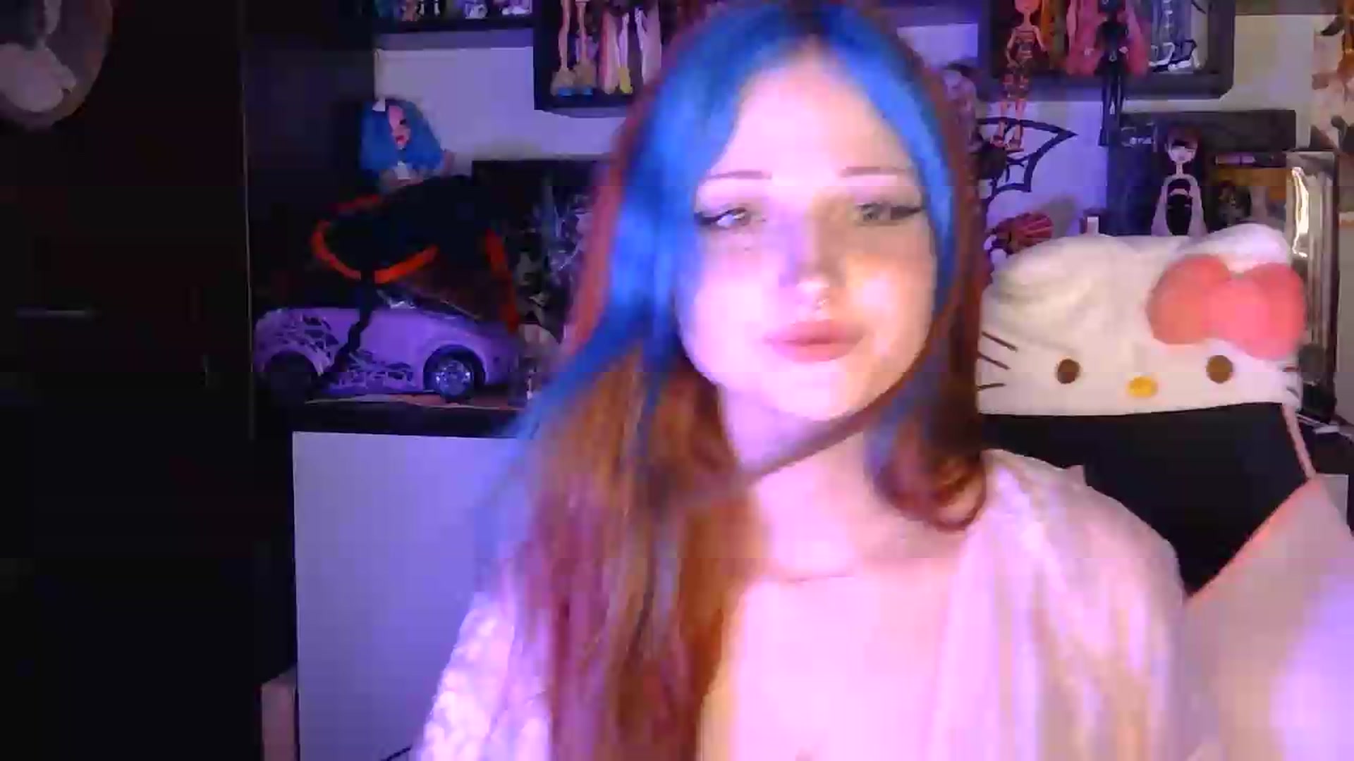 Gallery image thumbnail from VladaMoon's myfreecams stream on, 08/06/2026, 23:06 image 13 of 20