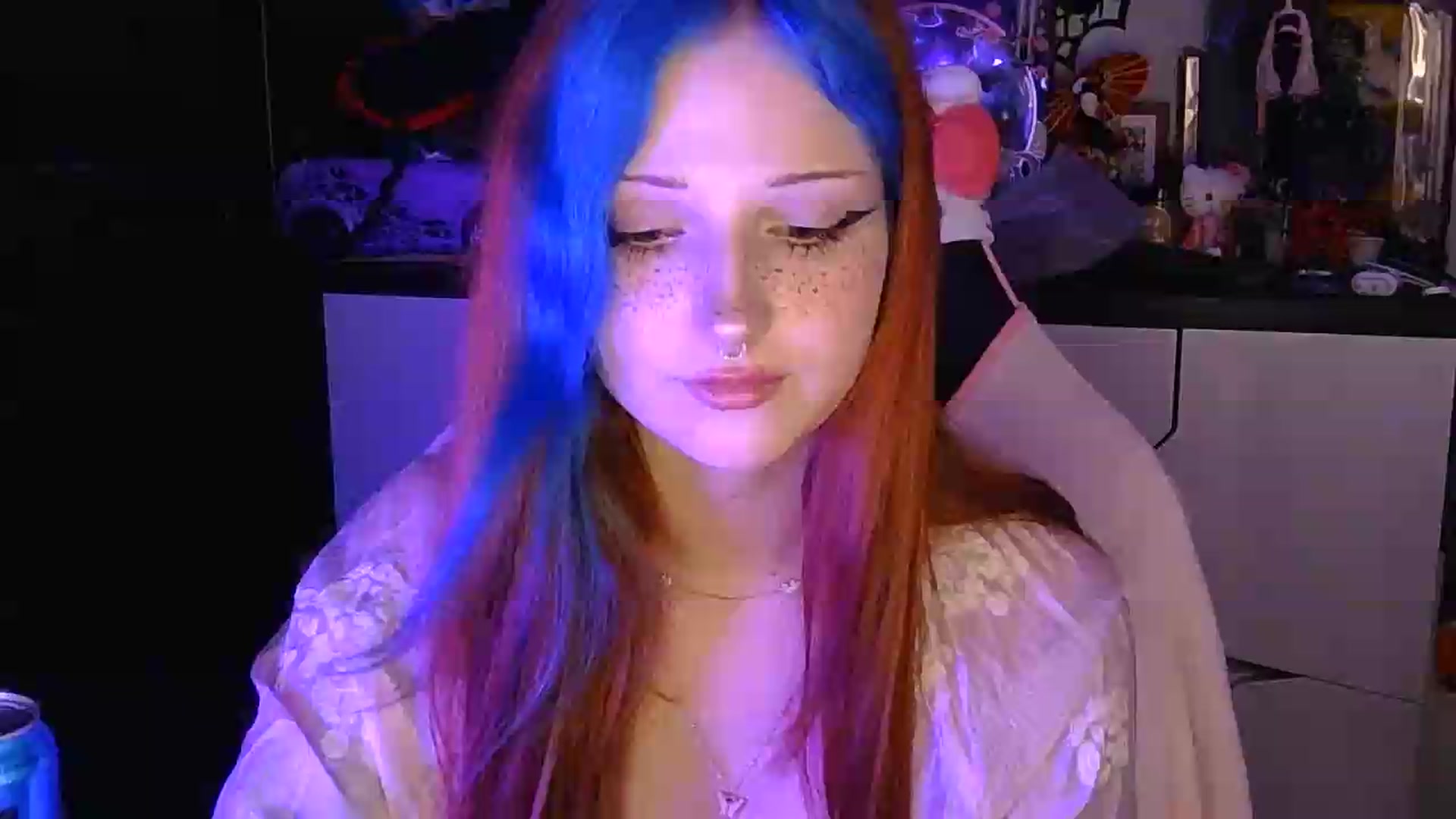 Gallery image thumbnail from VladaMoon's myfreecams stream on, 08/06/2026, 23:06 image 1 of 20