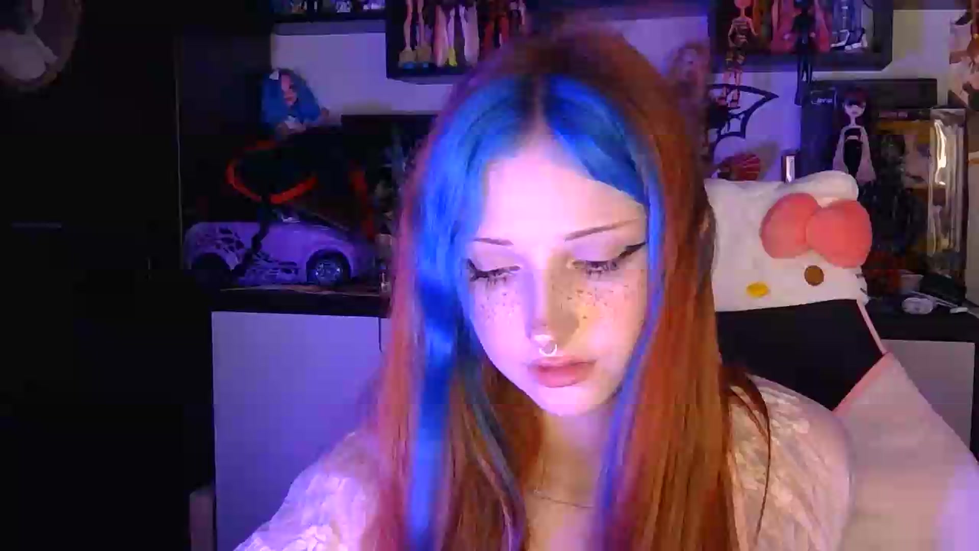 Gallery image thumbnail from VladaMoon's myfreecams stream on, 08/06/2026, 23:06 image 19 of 20