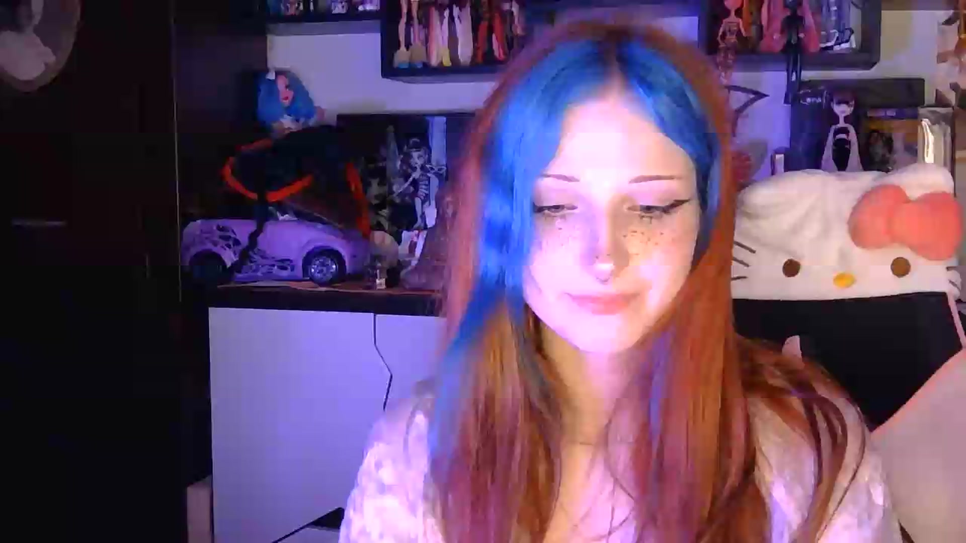 Gallery image thumbnail from VladaMoon's myfreecams stream on, 08/06/2026, 23:06 image 14 of 20