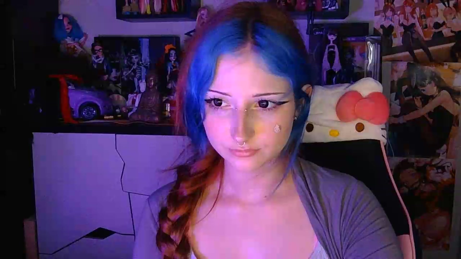 Gallery image thumbnail from VladaMoon's myfreecams stream on, 08/07/2026, 20:04 image 17 of 20