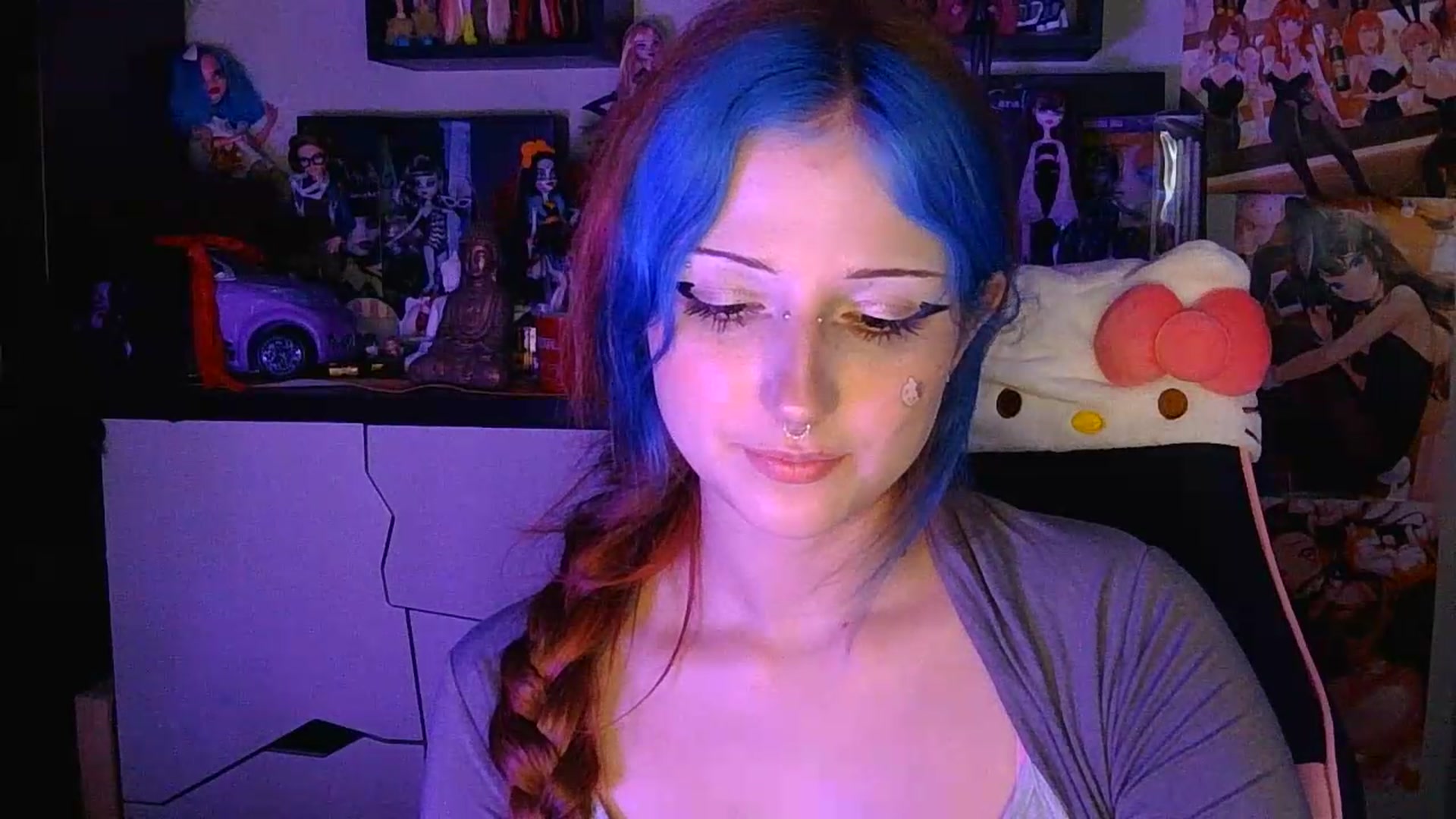 Gallery image thumbnail from VladaMoon's myfreecams stream on, 08/07/2026, 20:04 image 15 of 20