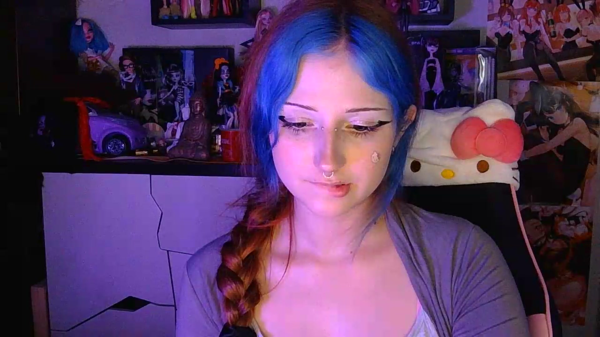 Gallery image thumbnail from VladaMoon's myfreecams stream on, 08/07/2026, 20:04 image 14 of 20