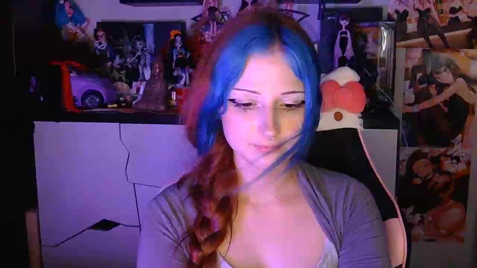 Gallery image thumbnail from VladaMoon's myfreecams stream on, 08/07/2026, 20:04 image 10 of 20
