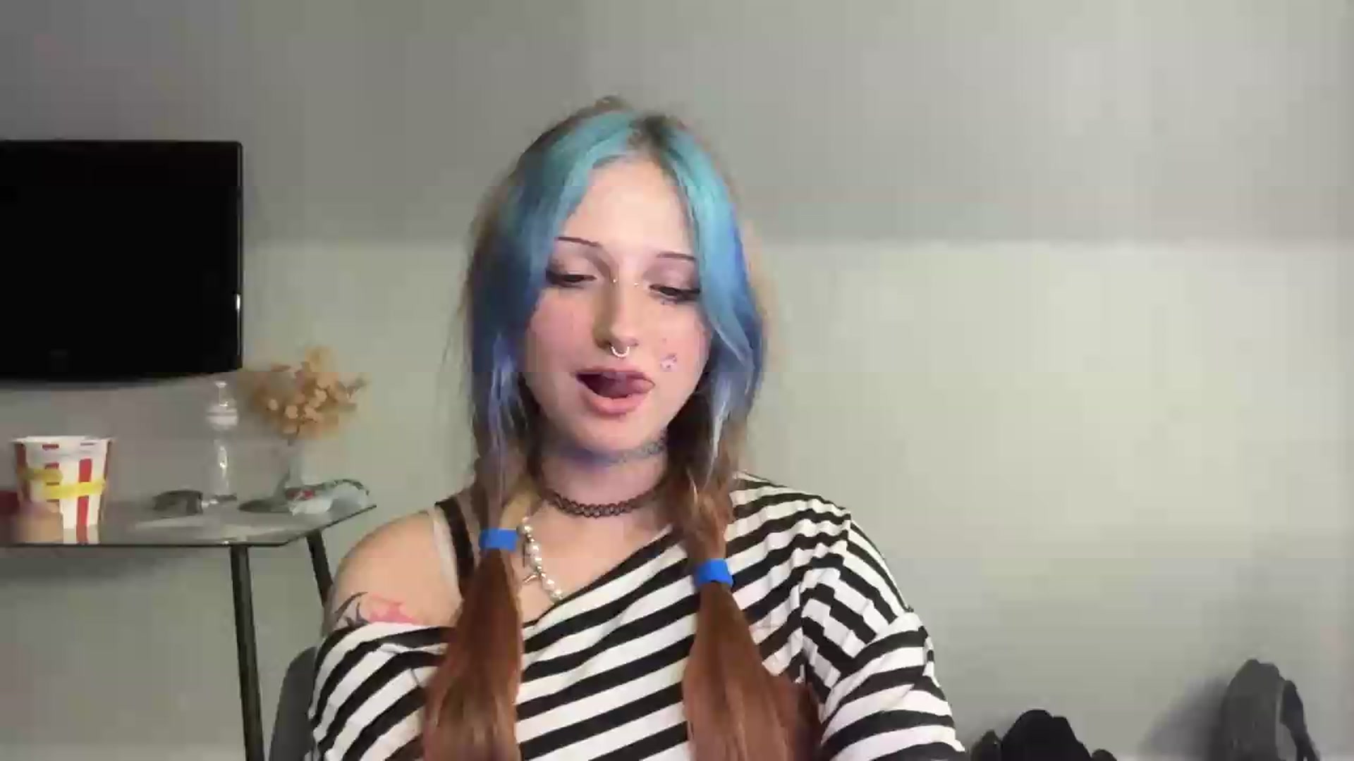 Gallery image thumbnail from VladaMoon's myfreecams stream on, 08/13/2026, 21:02 image 18 of 20