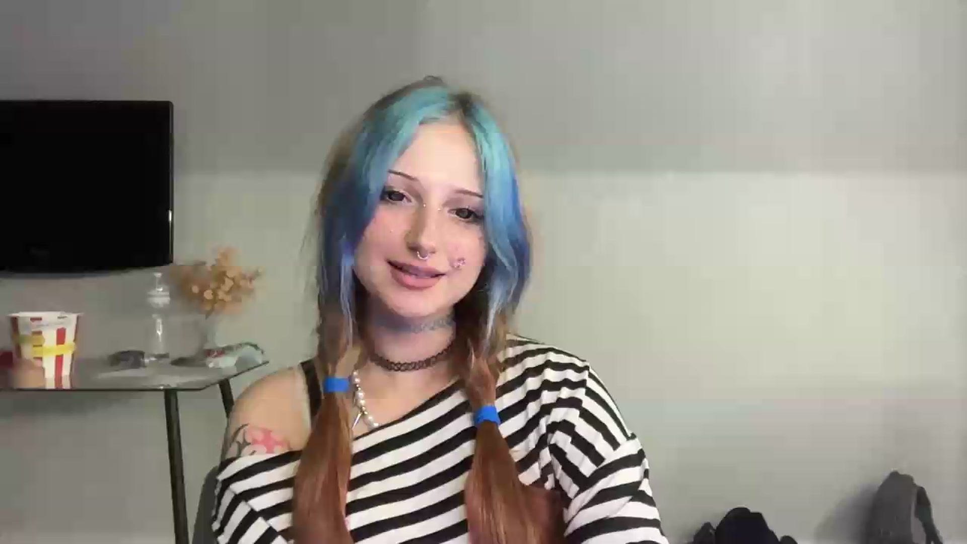 Gallery image thumbnail from VladaMoon's myfreecams stream on, 08/13/2026, 21:02 image 19 of 20
