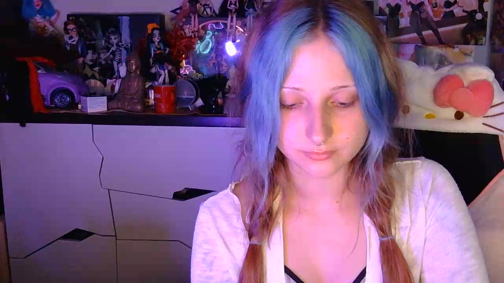 Gallery image thumbnail from VladaMoon's myfreecams stream on, 08/14/2026, 22:10 image 19 of 20