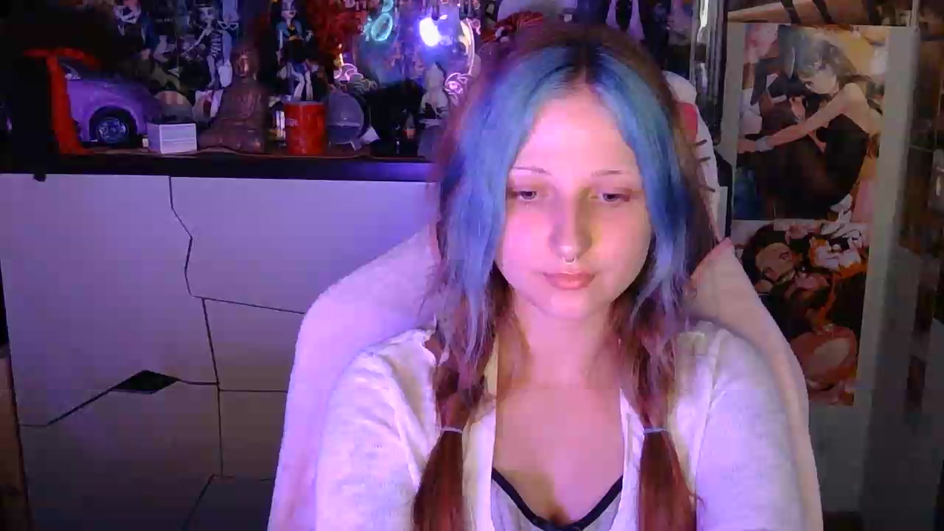 Gallery image thumbnail from VladaMoon's myfreecams stream on, 08/14/2026, 22:10 image 1 of 20