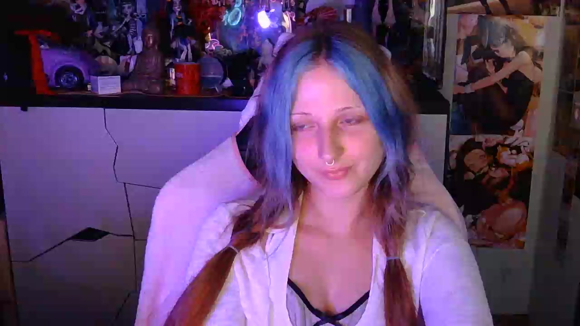 Gallery image thumbnail from VladaMoon's myfreecams stream on, 08/14/2026, 22:10 image 8 of 20