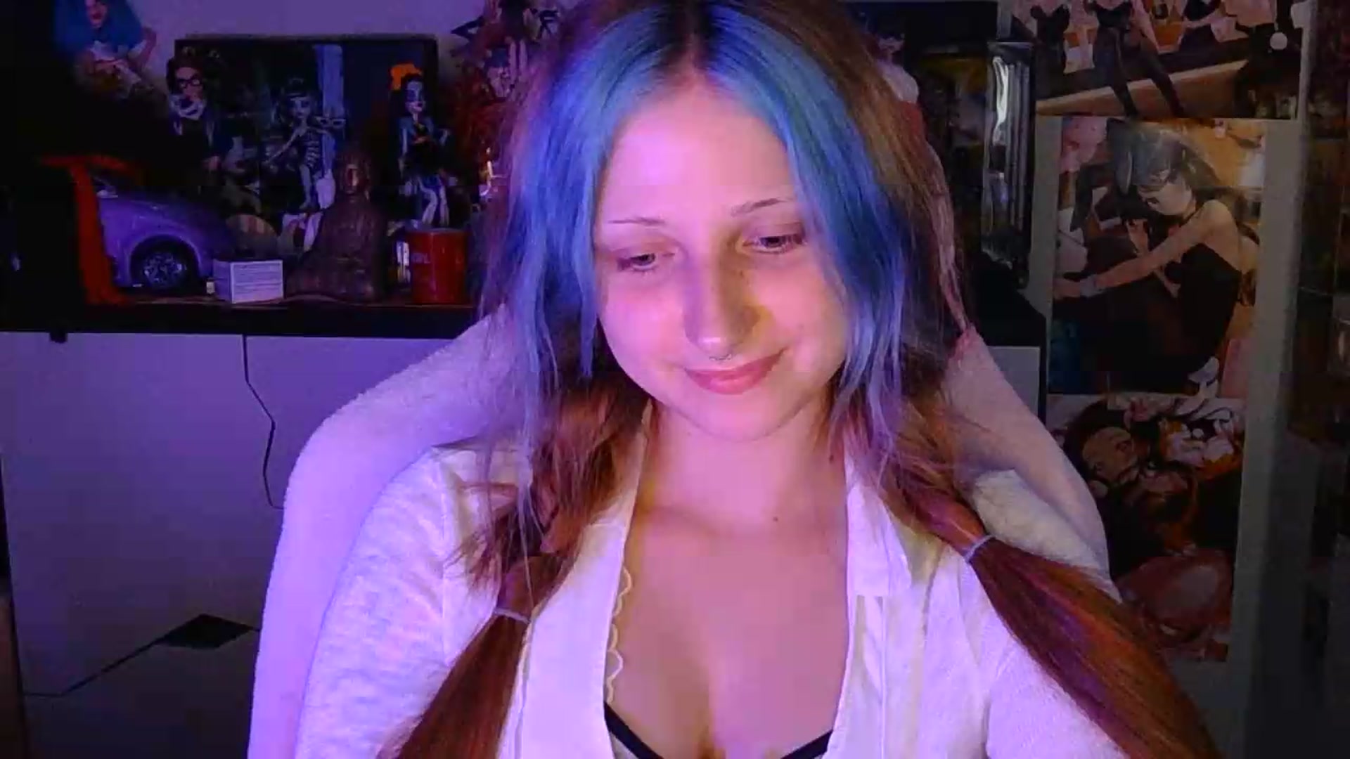Gallery image thumbnail from VladaMoon's myfreecams stream on, 08/14/2026, 22:55 image 6 of 20