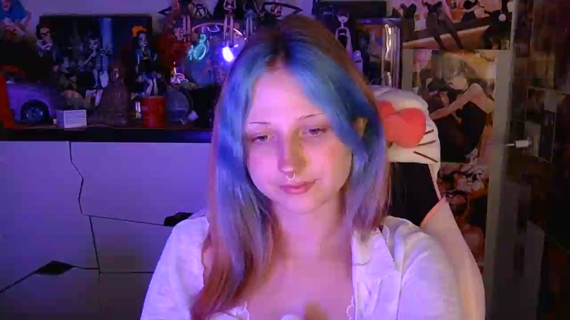 Gallery image thumbnail from VladaMoon's myfreecams stream on, 08/15/2026, 20:57 image 1 of 20