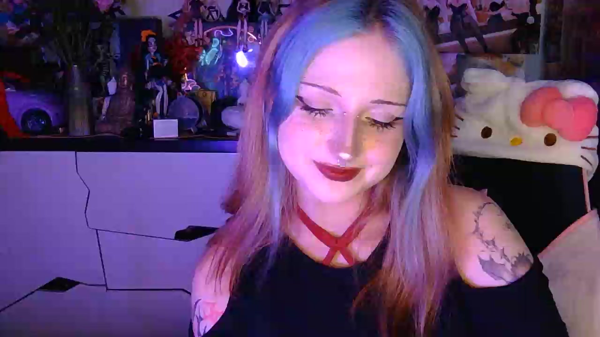 Gallery image thumbnail from VladaMoon's myfreecams stream on, 08/16/2026, 21:13 image 11 of 20