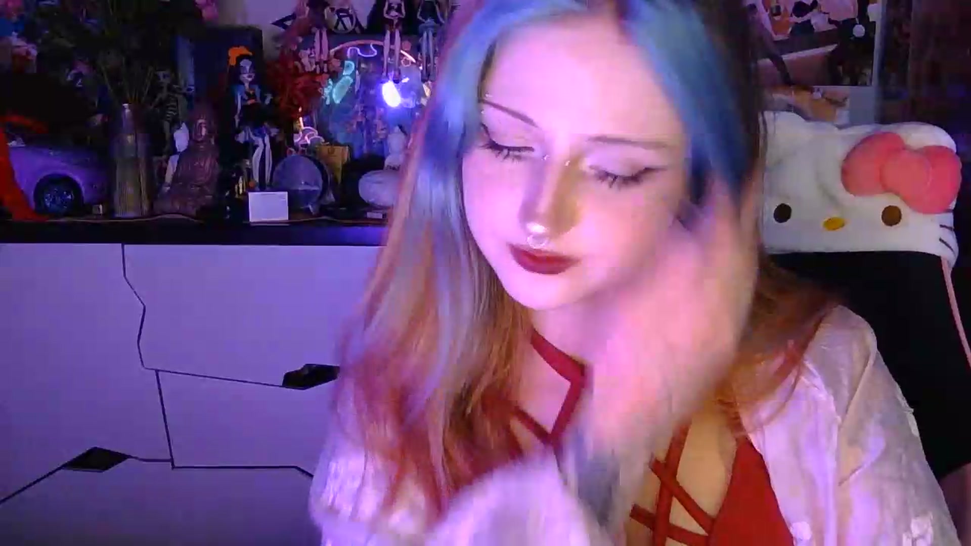Gallery image thumbnail from VladaMoon's myfreecams stream on, 08/16/2026, 22:34 image 8 of 20