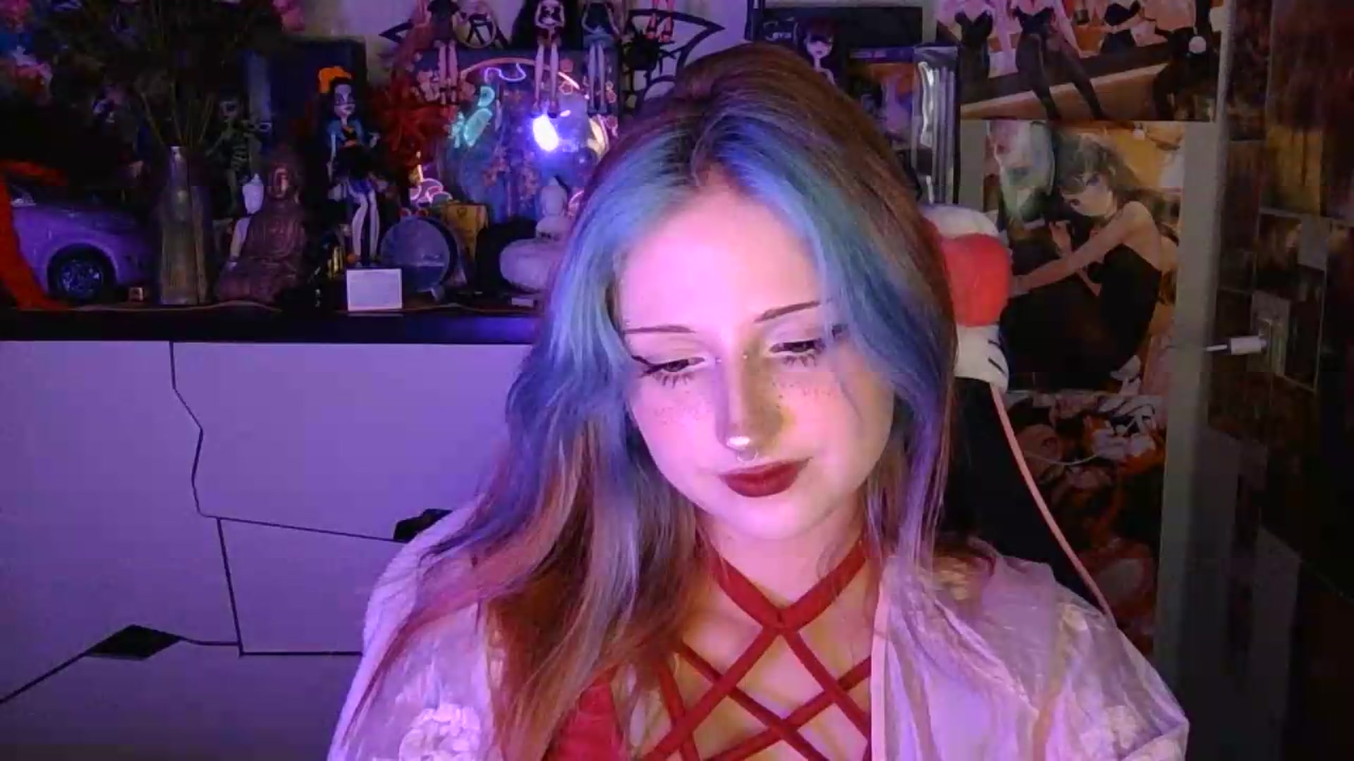 Gallery image thumbnail from VladaMoon's myfreecams stream on, 08/16/2026, 22:34 image 3 of 20