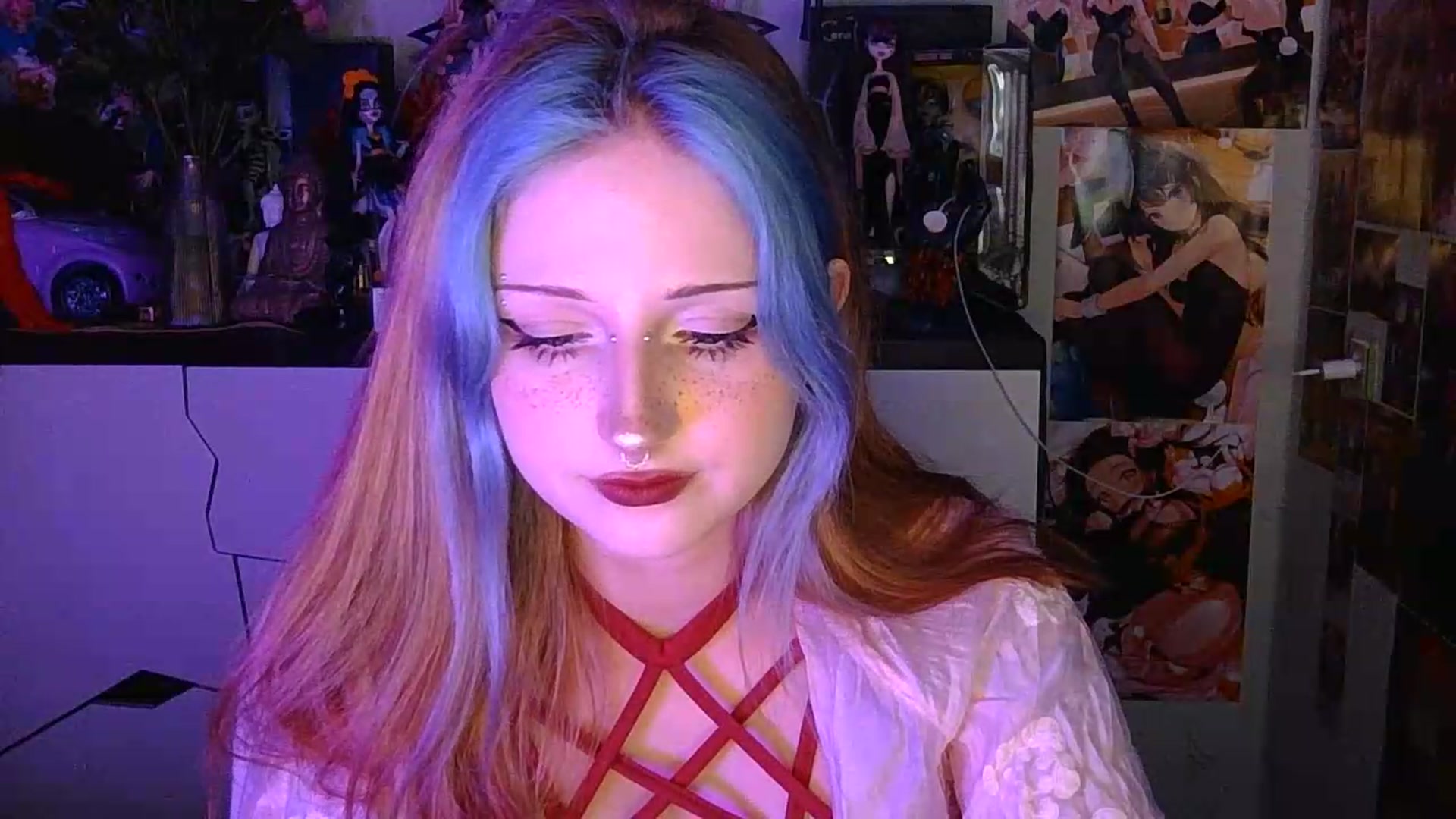 Gallery image thumbnail from VladaMoon's myfreecams stream on, 08/16/2026, 22:34 image 12 of 20