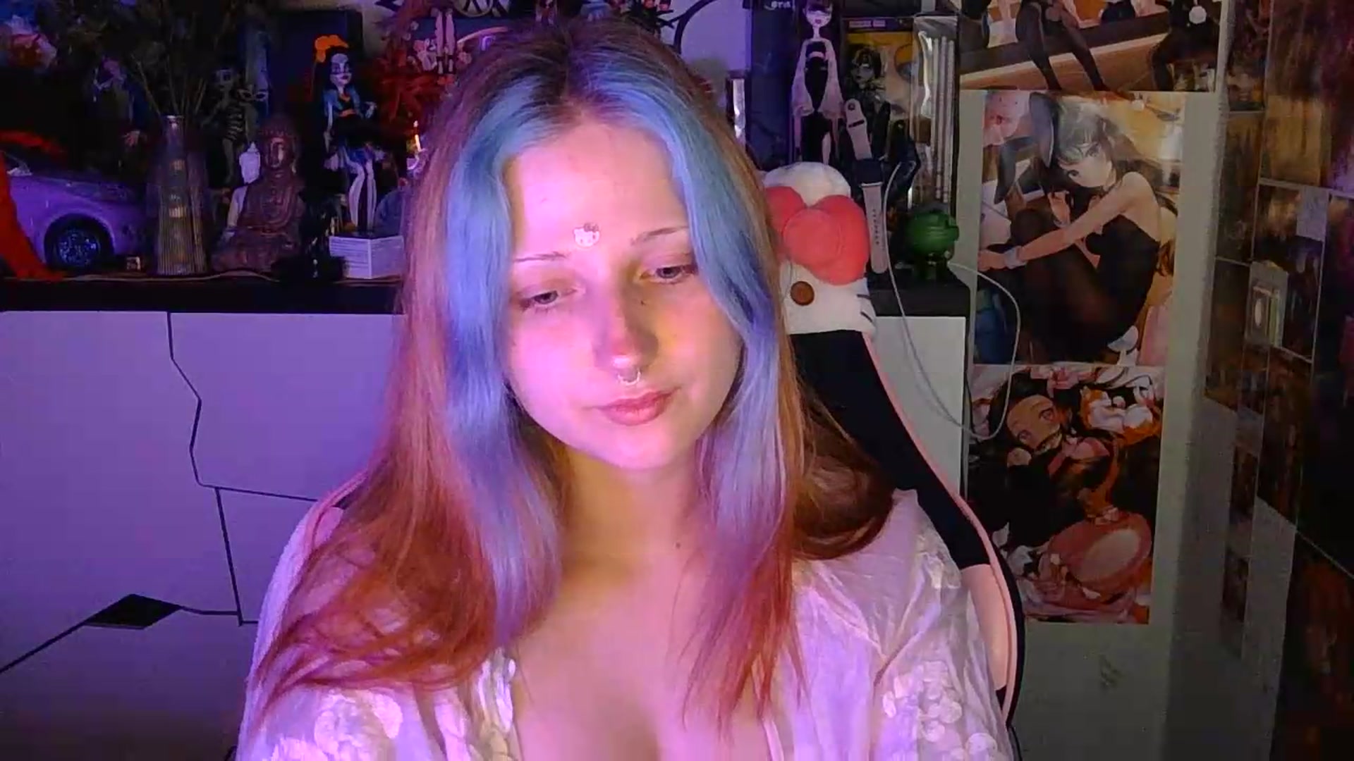 Gallery image thumbnail from VladaMoon's myfreecams stream on, 08/17/2026, 20:59 image 11 of 20