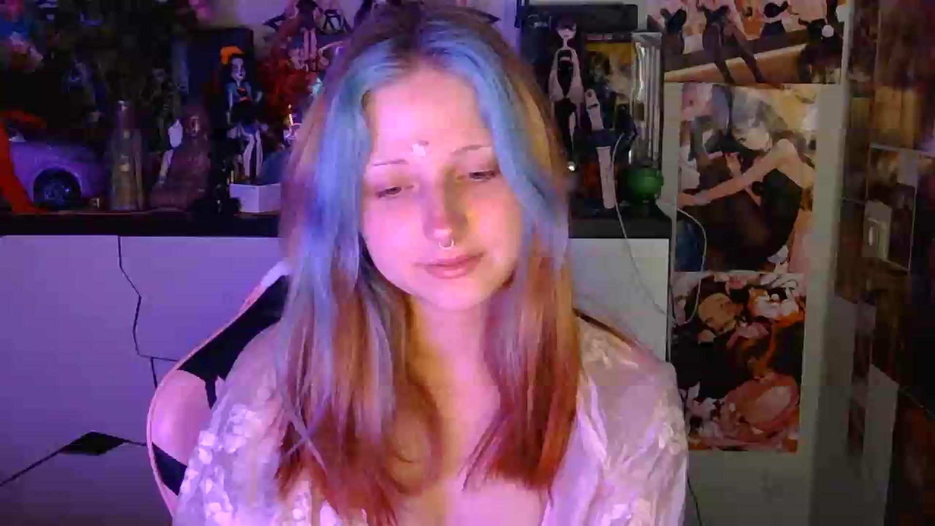 Gallery image thumbnail from VladaMoon's myfreecams stream on, 08/17/2026, 22:03 image 2 of 20