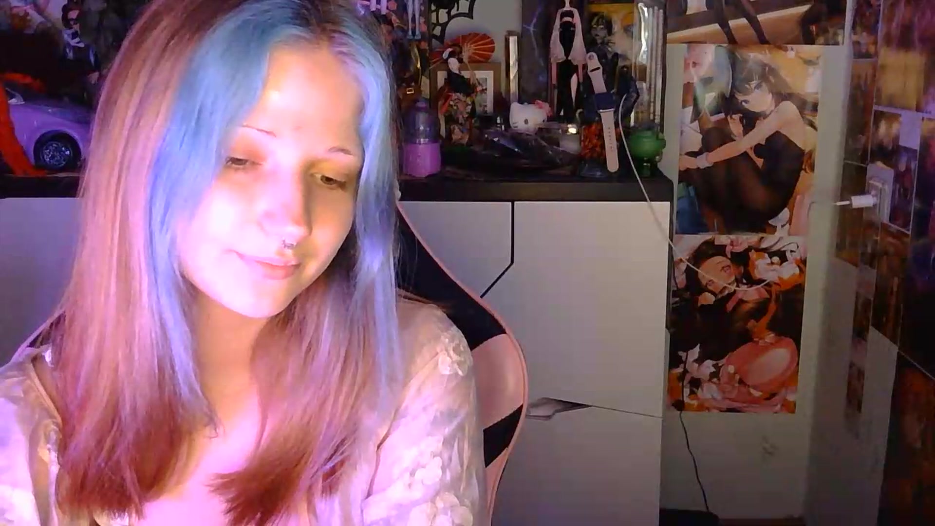 Gallery image thumbnail from VladaMoon's myfreecams stream on, 08/18/2026, 17:31 image 18 of 20