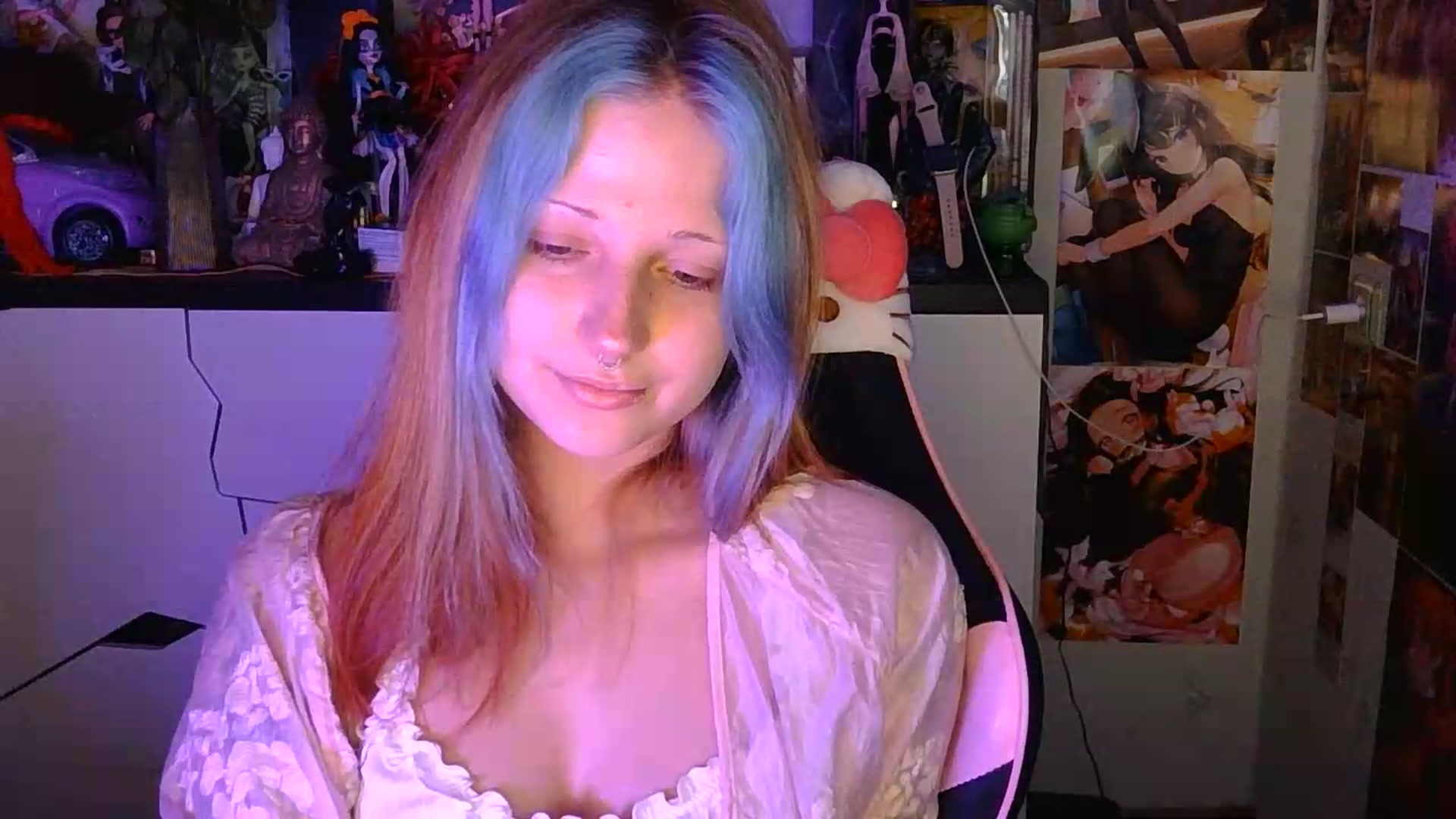Gallery image thumbnail from VladaMoon's myfreecams stream on, 08/18/2026, 17:31 image 9 of 20