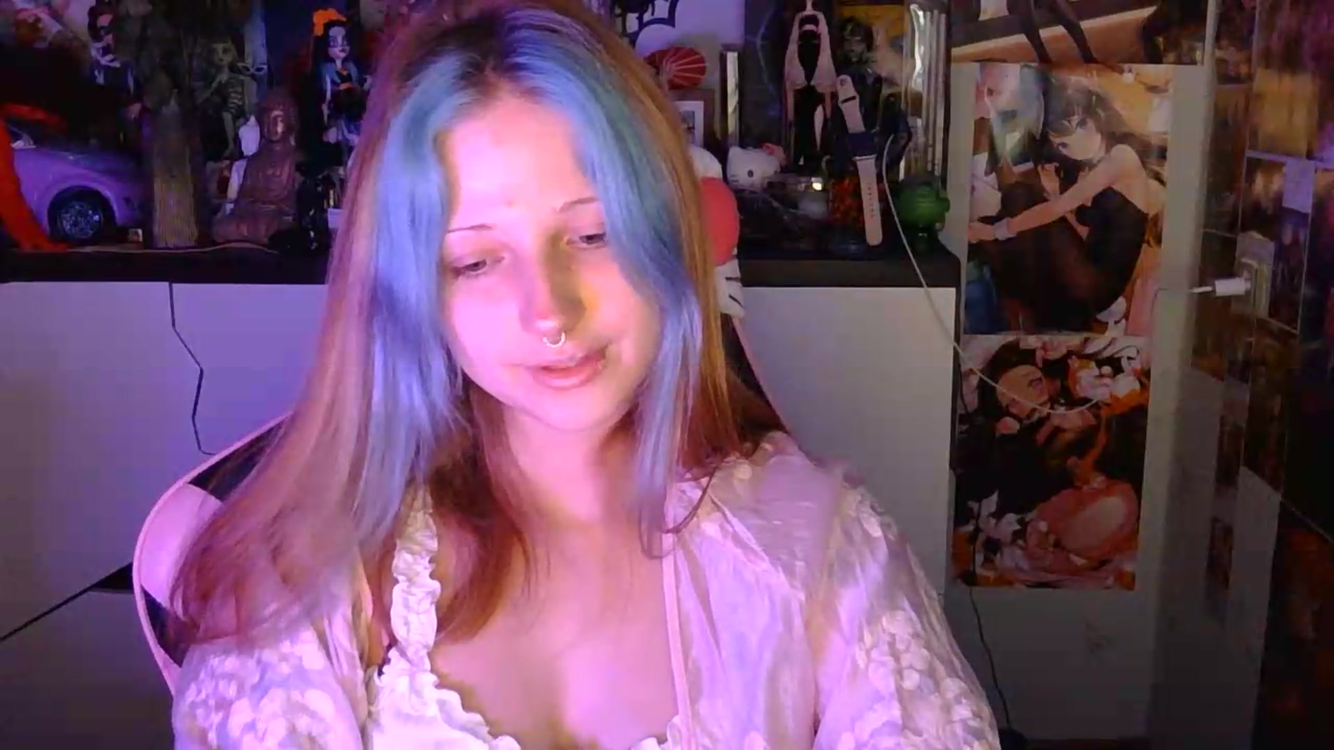 Gallery image thumbnail from VladaMoon's myfreecams stream on, 08/18/2026, 17:31 image 11 of 20