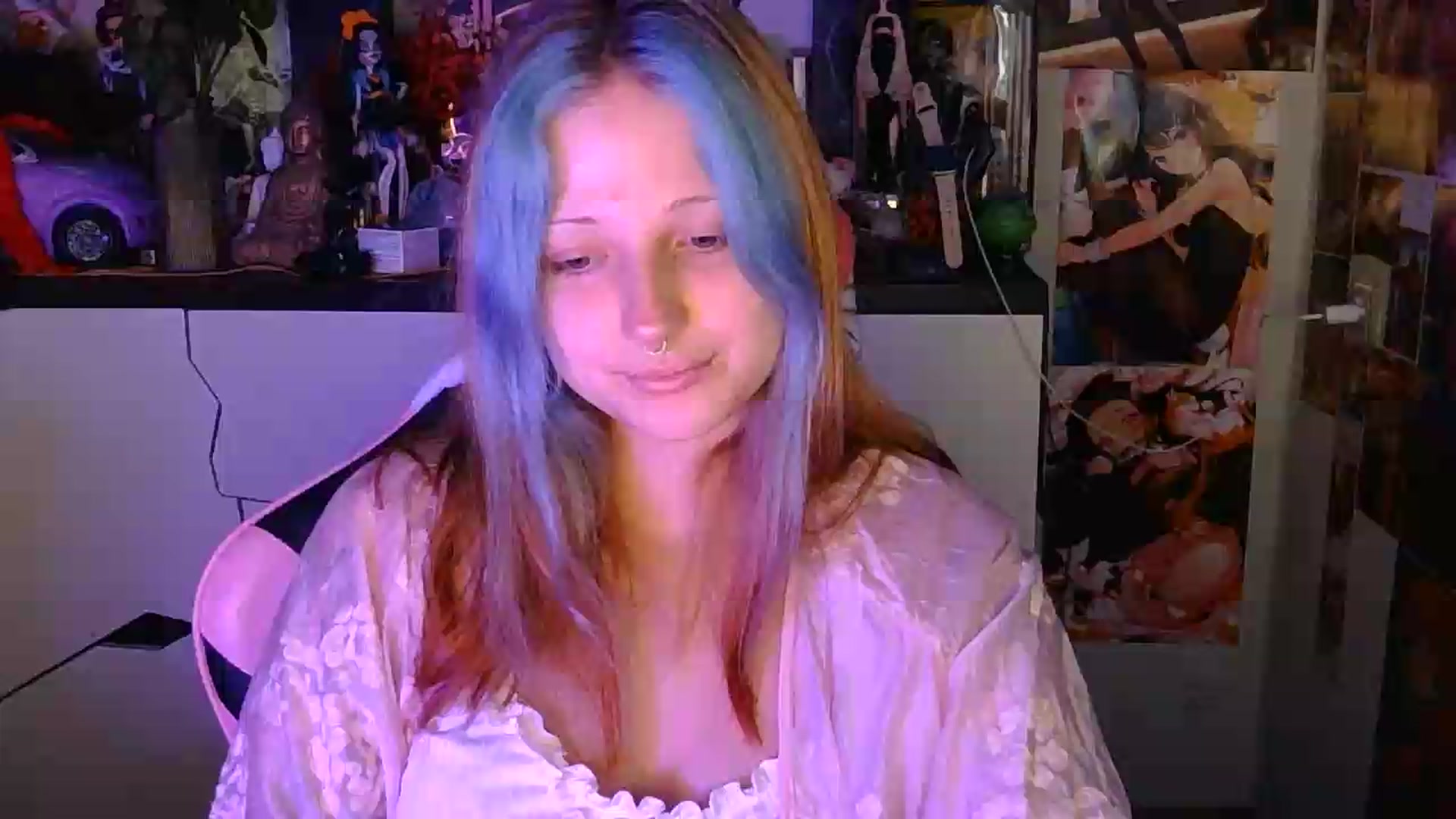 Gallery image thumbnail from VladaMoon's myfreecams stream on, 08/18/2026, 17:31 image 4 of 20