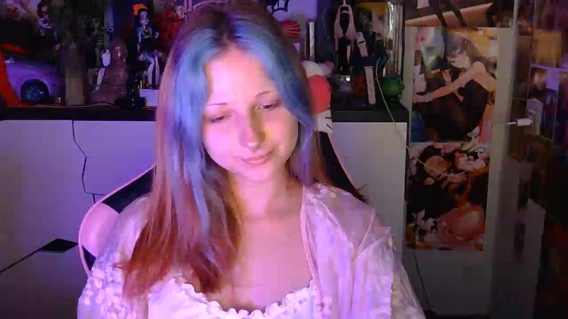 Gallery image thumbnail from VladaMoon's myfreecams stream on, 08/18/2026, 17:31 image 20 of 20