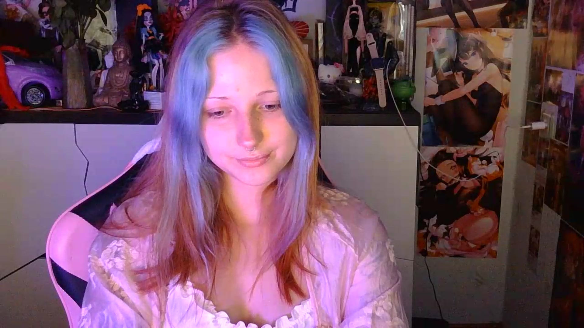 Gallery image thumbnail from VladaMoon's myfreecams stream on, 08/18/2026, 17:31 image 2 of 20