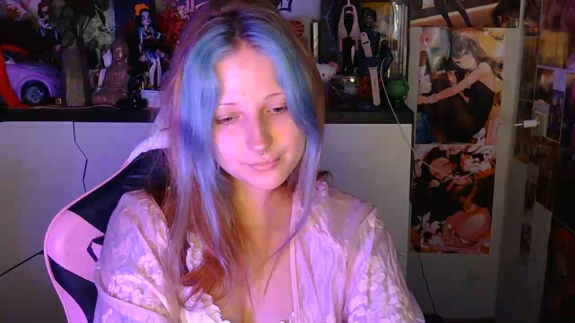 Gallery image thumbnail from VladaMoon's myfreecams stream on, 08/18/2026, 17:31 image 5 of 20
