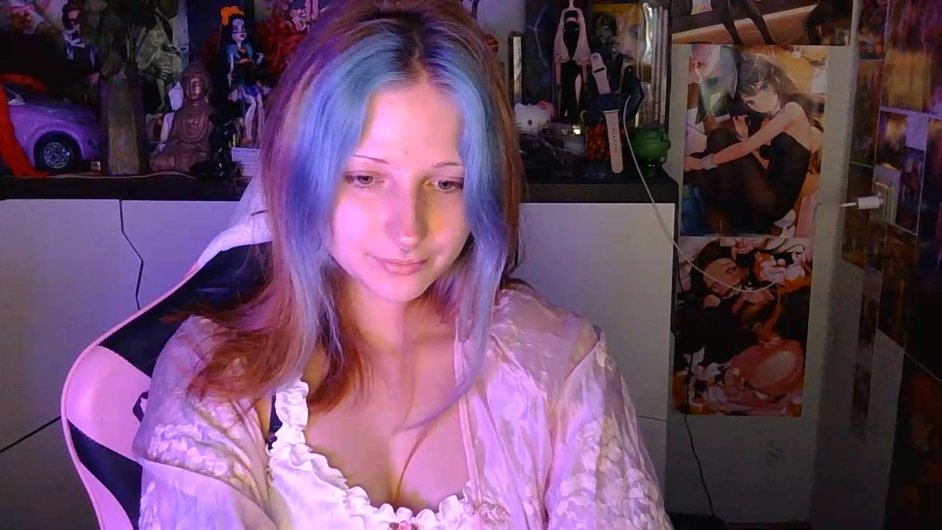 Gallery image thumbnail from VladaMoon's myfreecams stream on, 08/18/2026, 17:31 image 6 of 20