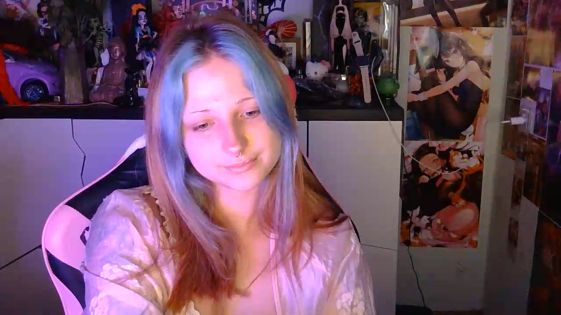 Gallery image thumbnail from VladaMoon's myfreecams stream on, 08/18/2026, 17:31 image 15 of 20